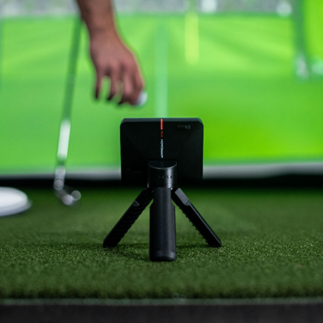 Shop Indoor Golf Garmin Approach R10 SIG8 Golf Simulator Package