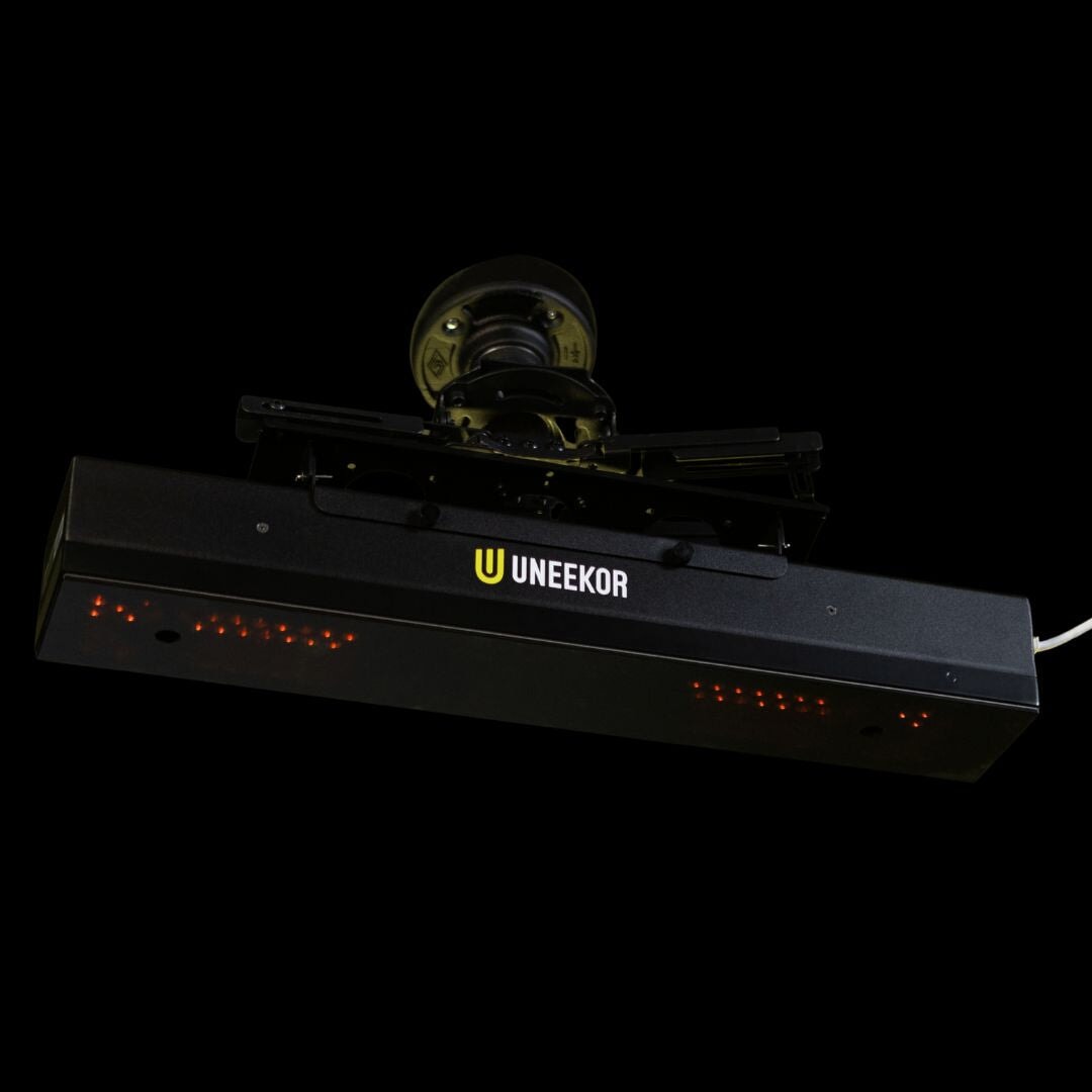 Shop Indoor Golf Uneekor EYE XR Launch Monitor