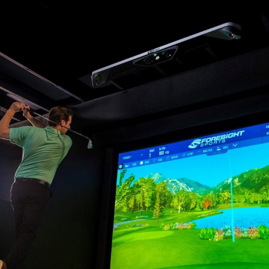Shop Indoor Golf Foresight Sports GCHawk„¢