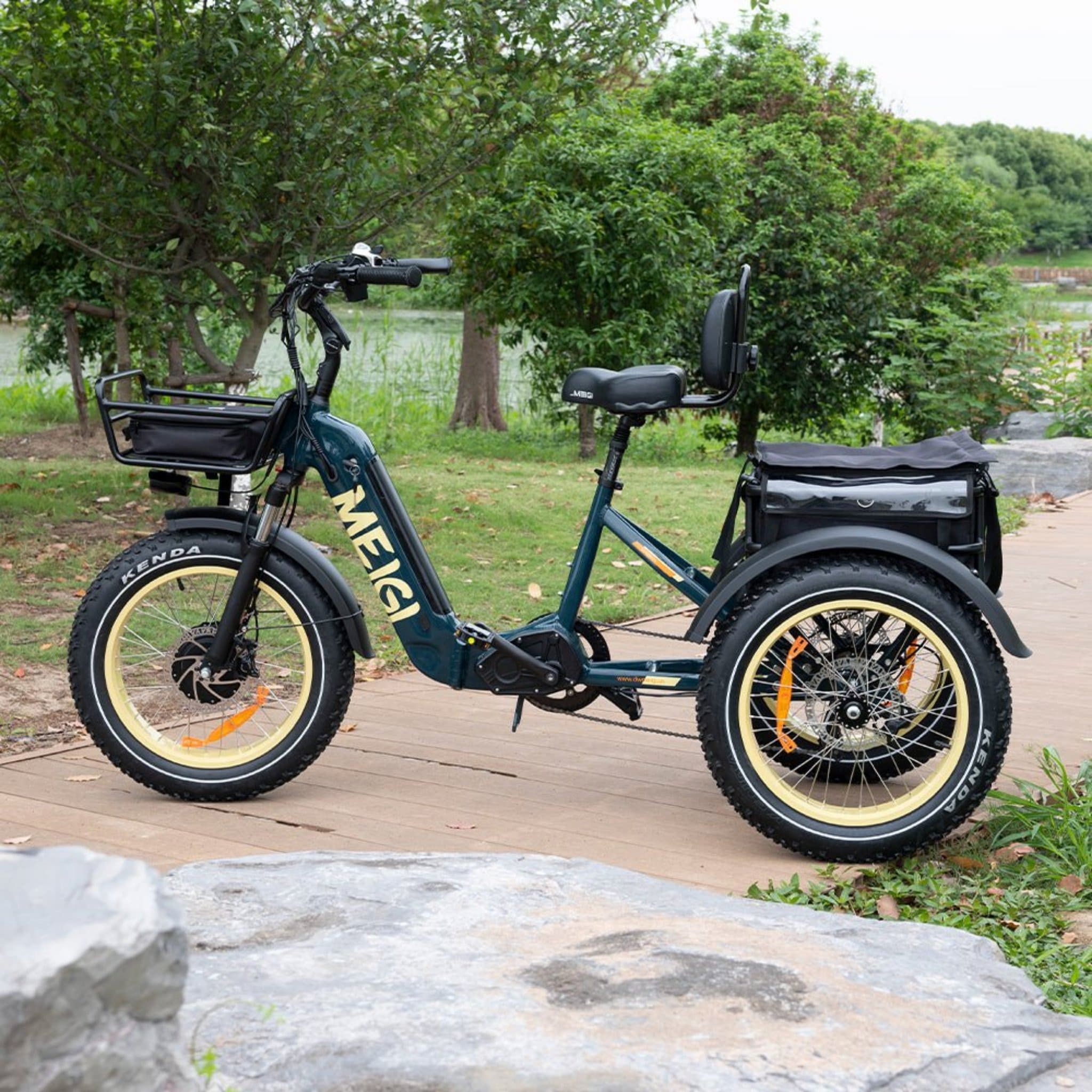 Dwmeigi MG2301 Silverado HD 20" 48V/14AH 750W Foldable Fat Tire Electric Trike, 330LBS (SAK96817)