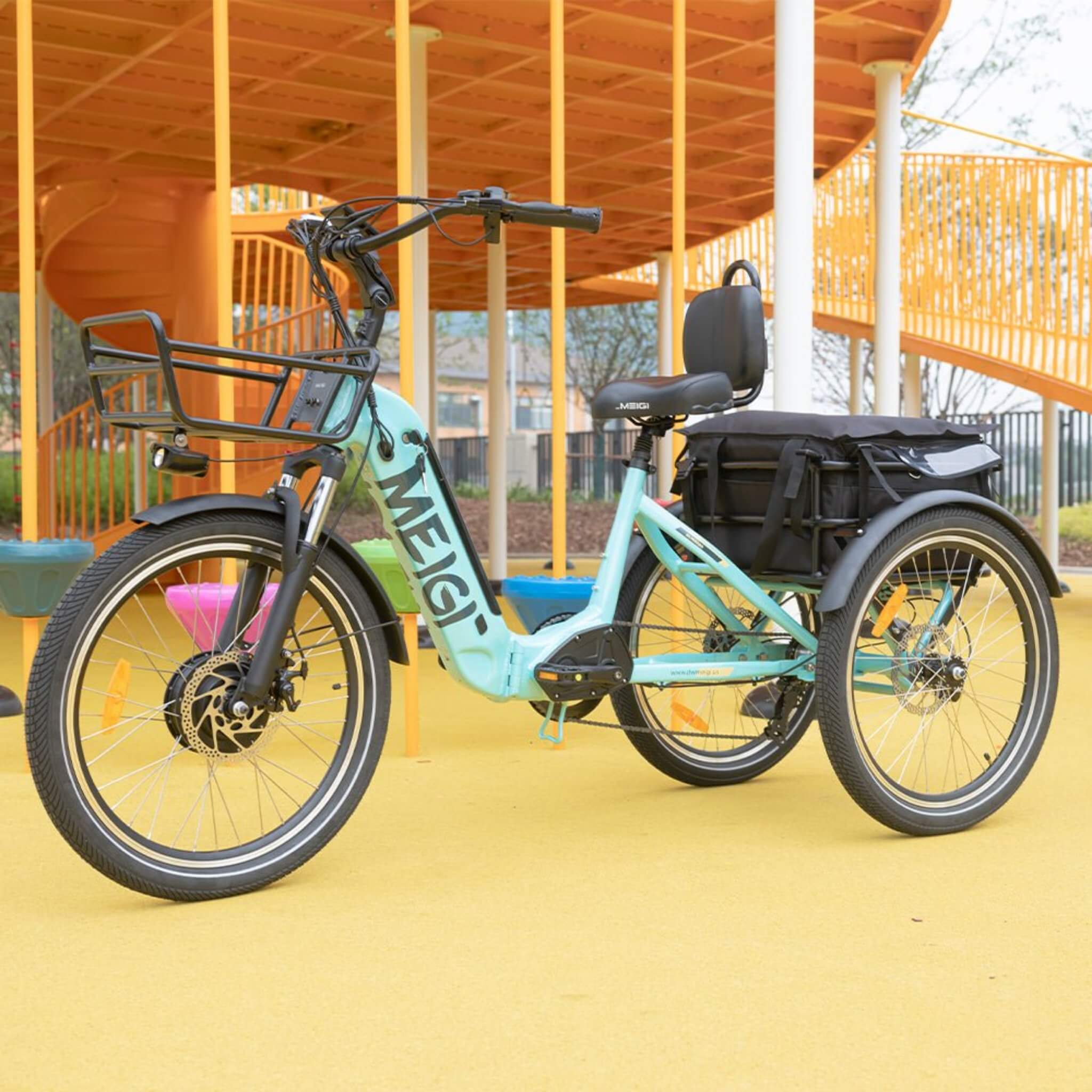 Dwmeigi MG2301 Silverado 24" 48V/13AH 750W Folding Electric Tricycle, 330LBS (SAK96815)