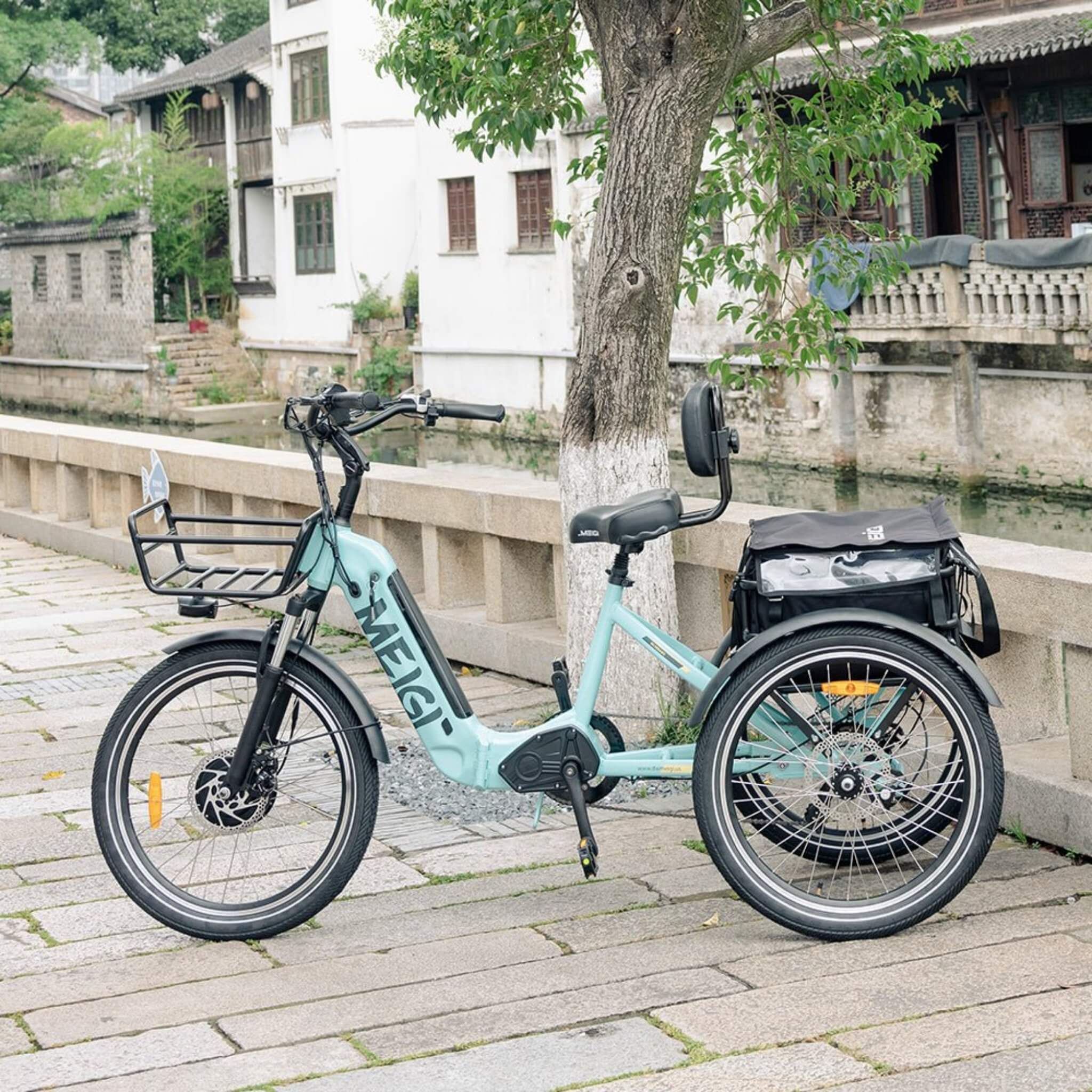 Dwmeigi MG2301 Silverado 24" 48V/13AH 750W Folding Electric Tricycle, 330LBS (SAK96815)