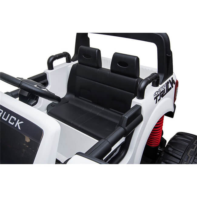 MotoTec 2.4GHZ 12V 180W 4x4 Monster Truck (97179486)