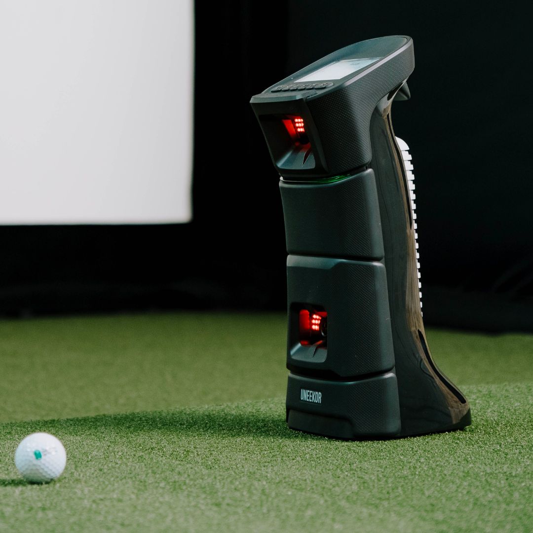 Shop Indoor Golf Uneekor EYE MINI SIG10 Golf Simulator Package