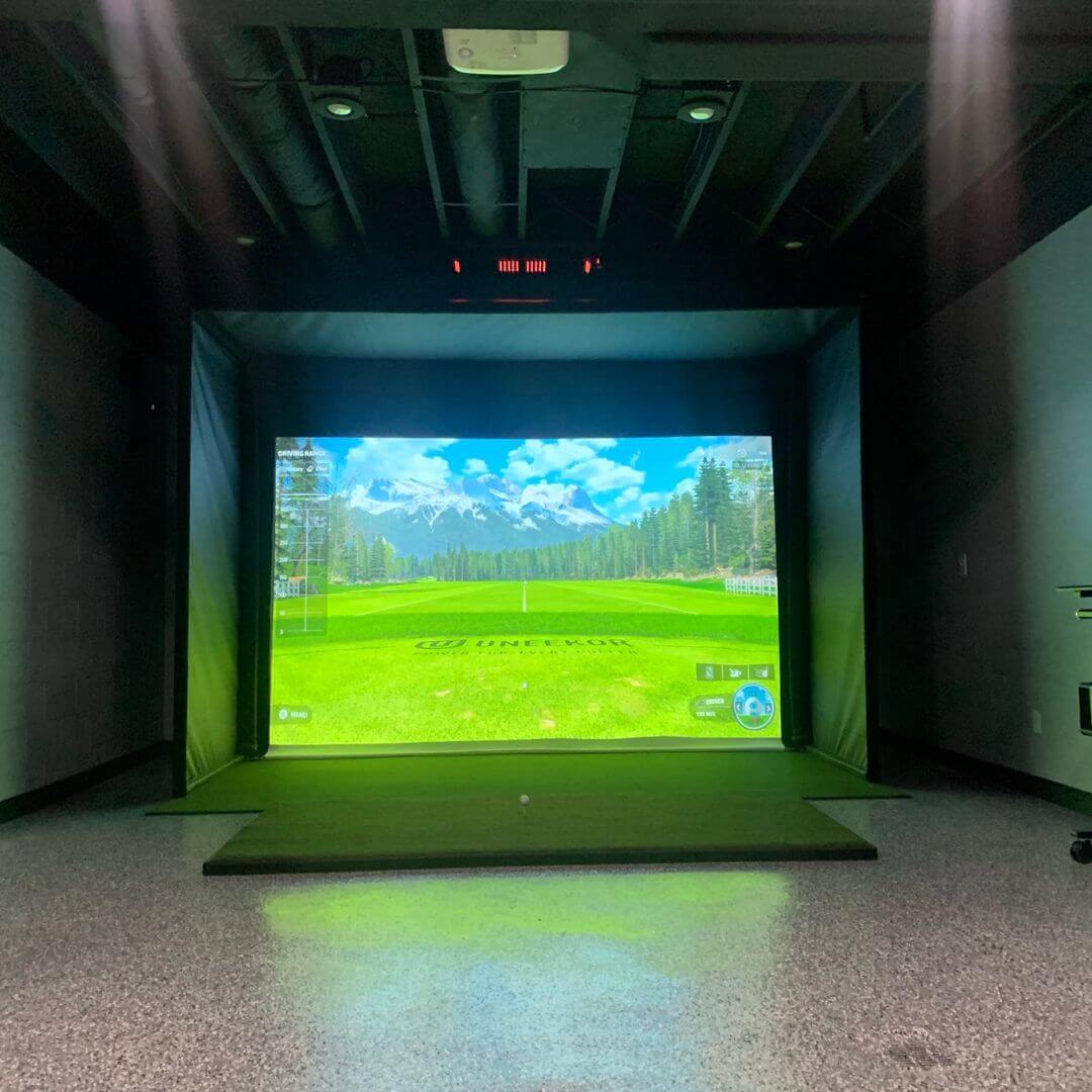 Shop Indoor Golf Uneekor EYE XO SIG10 Golf Simulator Package